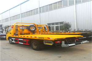 黄南附近拖车救援搭电