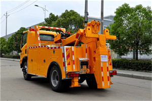 黄南高速路拖车费